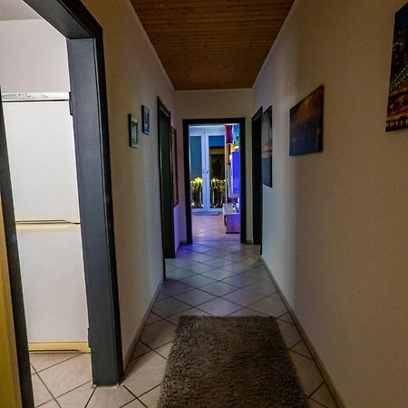 #121 Grosse, Gemuetliche Wohnung In Remscheid-City Exterior photo