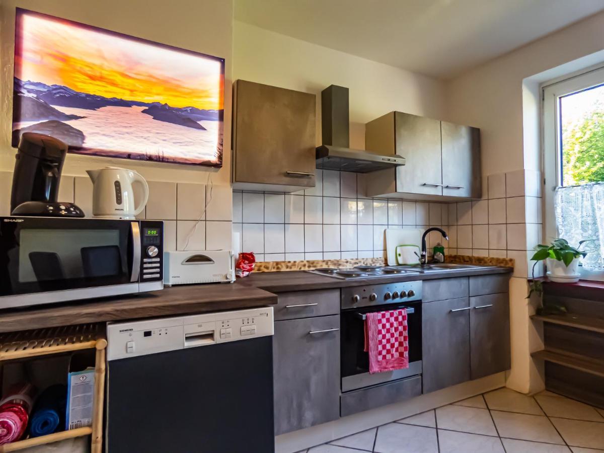 #121 Grosse, Gemuetliche Wohnung In Remscheid-City Exterior photo