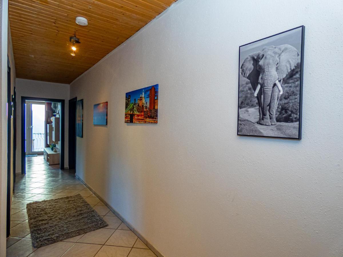 #121 Grosse, Gemuetliche Wohnung In Remscheid-City Exterior photo