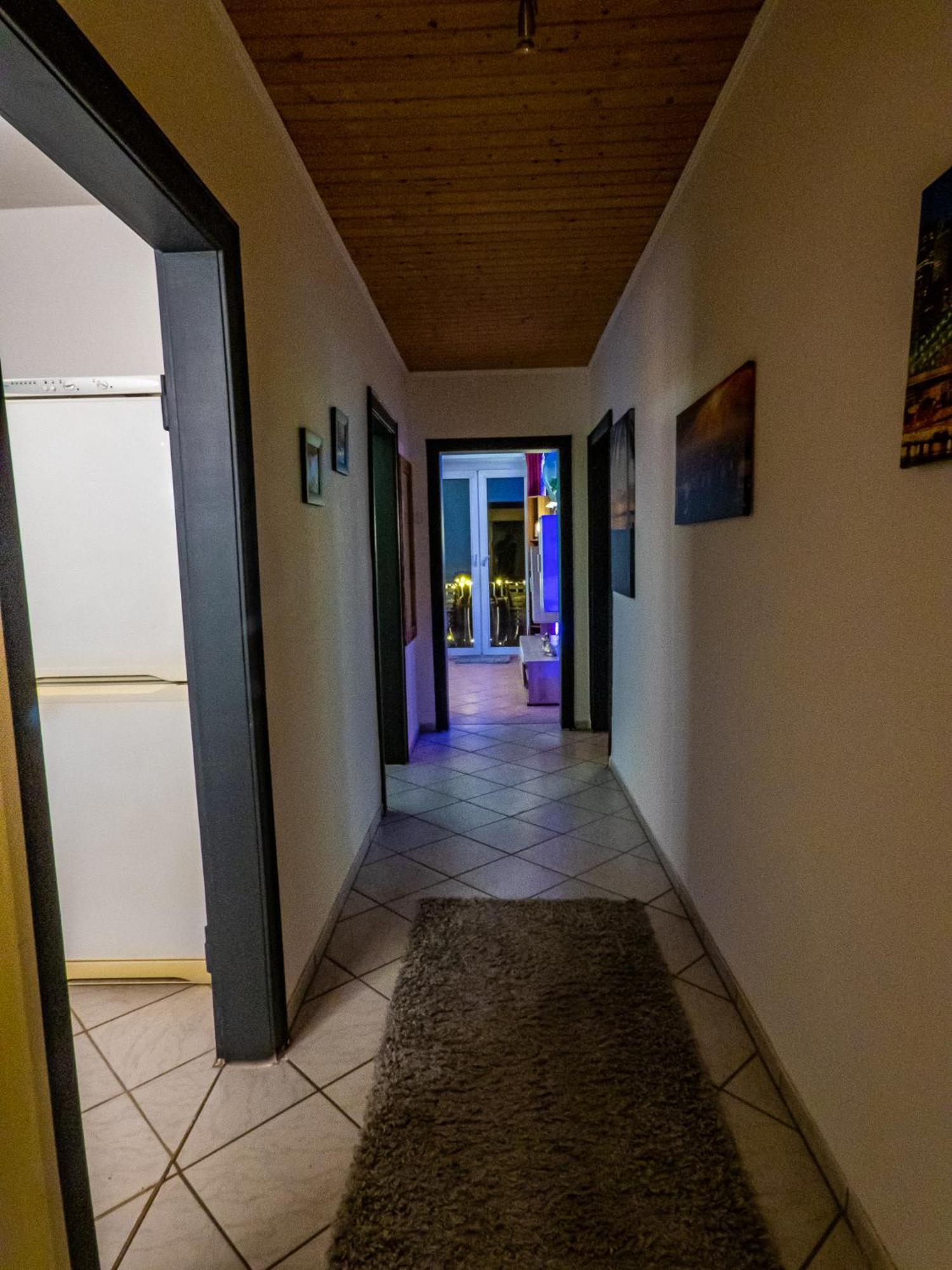 #121 Grosse, Gemuetliche Wohnung In Remscheid-City Exterior photo
